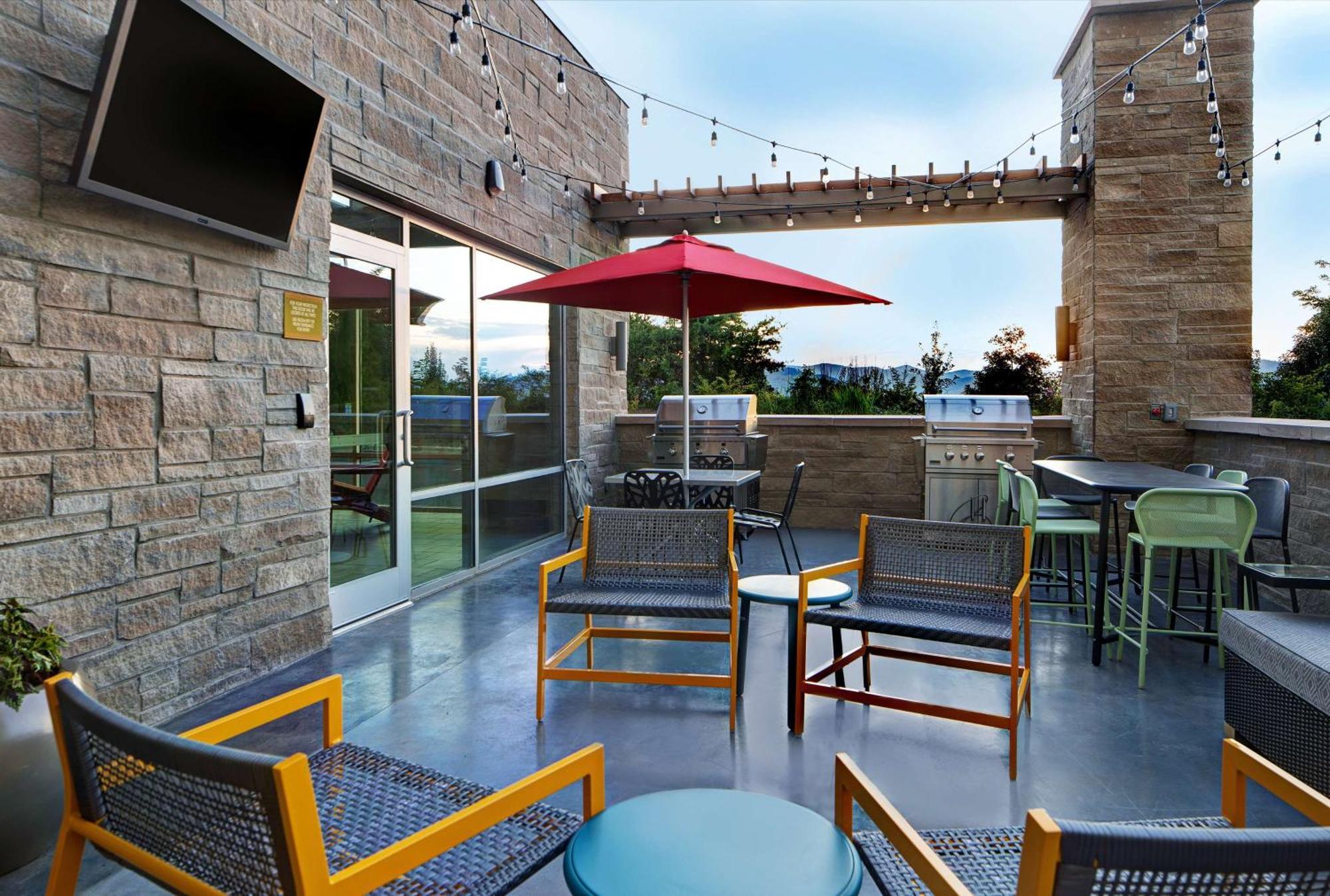 Hotel Home2 By Hilton Asheville Airport